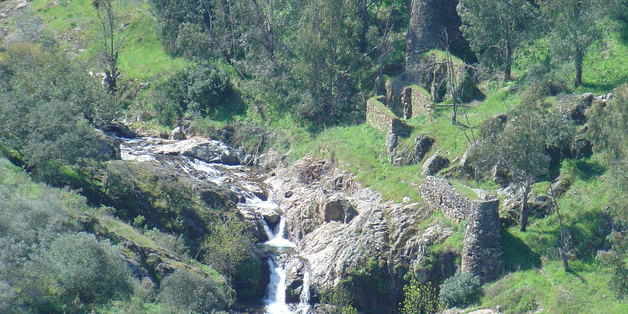 Molinos de los Pilones, de la Apretura y de la Tolva Molinos de los Pilones, de la Apretura y de la Tolva