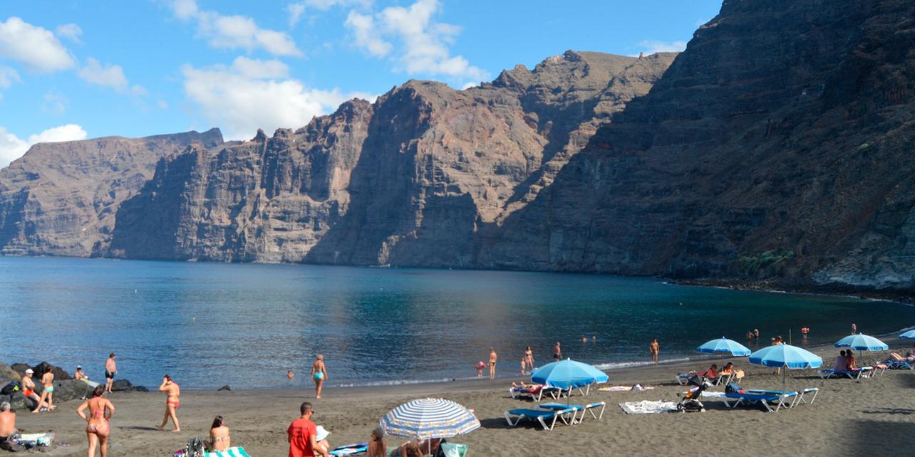 Acantilados de los Gigantes Acantilados de los Gigantes