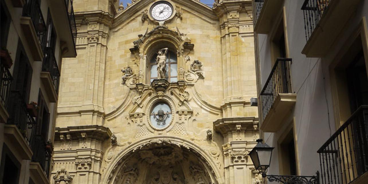 Basílica de Santa María del Coro Basílica de Santa María del Coro