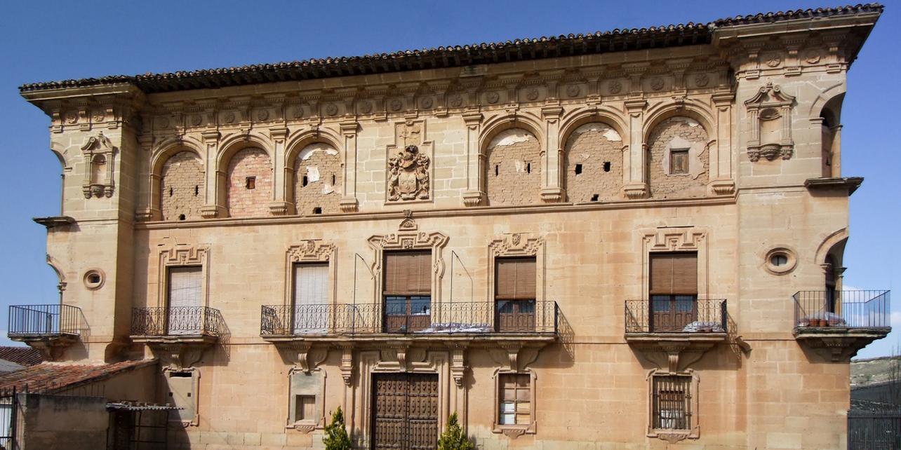Palacio de los Marqueses de Terán Palacio de los Marqueses de Terán