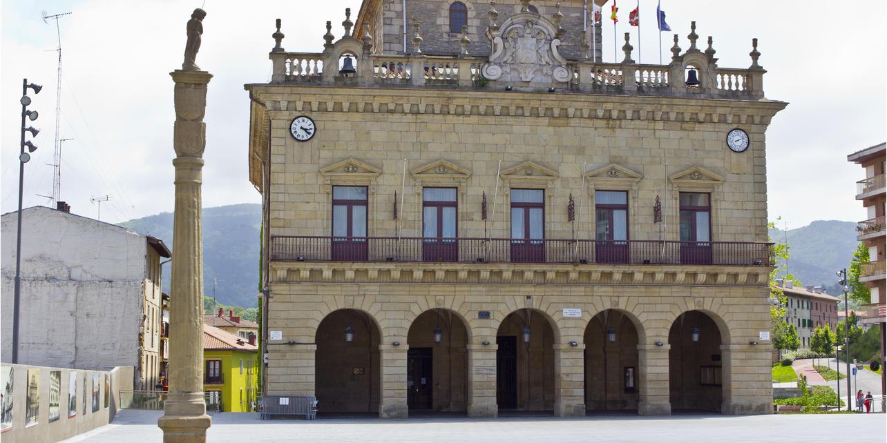 Calles antiguas en el entorno del Ayuntamiento Calles antiguas en el entorno del Ayuntamiento