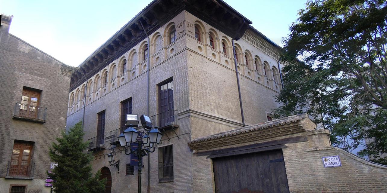 Palacio de la Real Maestranza de Caballería Palacio de la Real Maestranza de Caballería