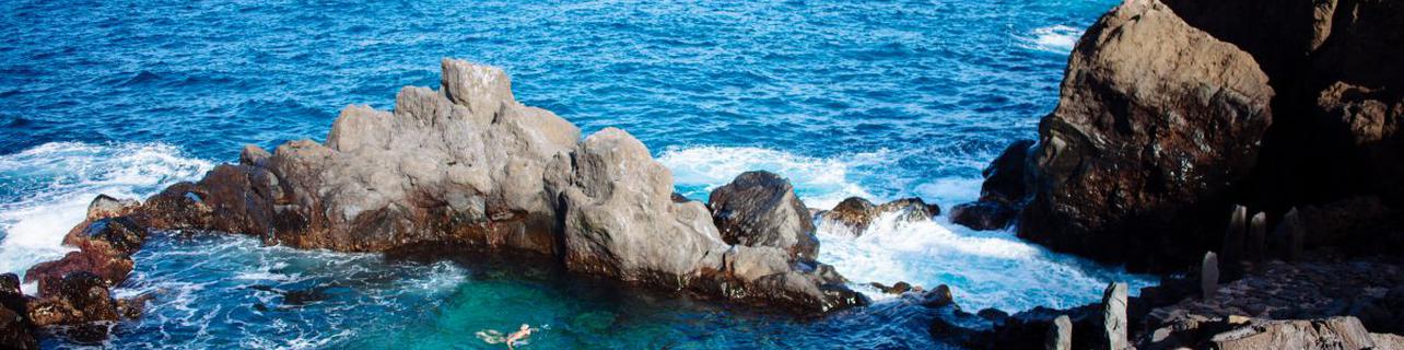 Pegarse un chapuzón en un 'jacuzzi' del Atlántico Pegarse un chapuzón en un 'jacuzzi' del Atlántico