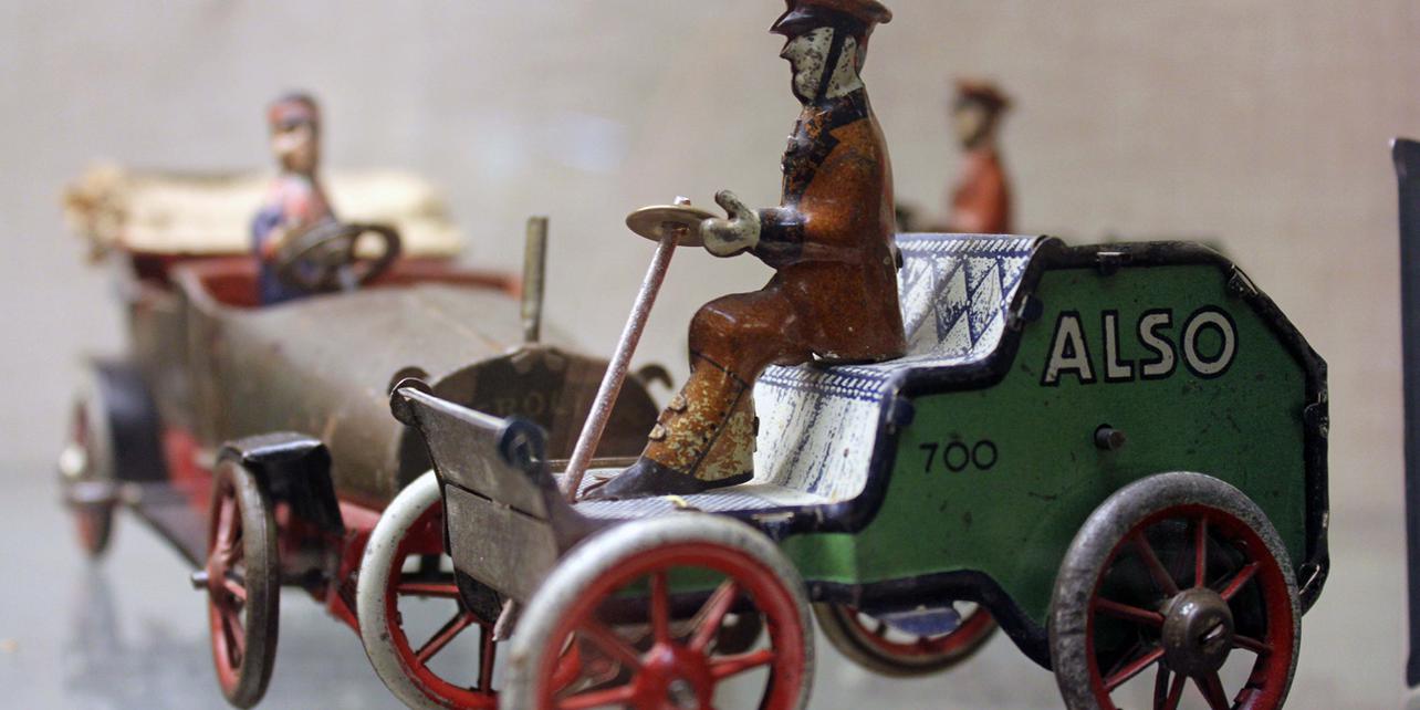 Museo de figuras y juguetes antiguos Museo de figuras y juguetes antiguos