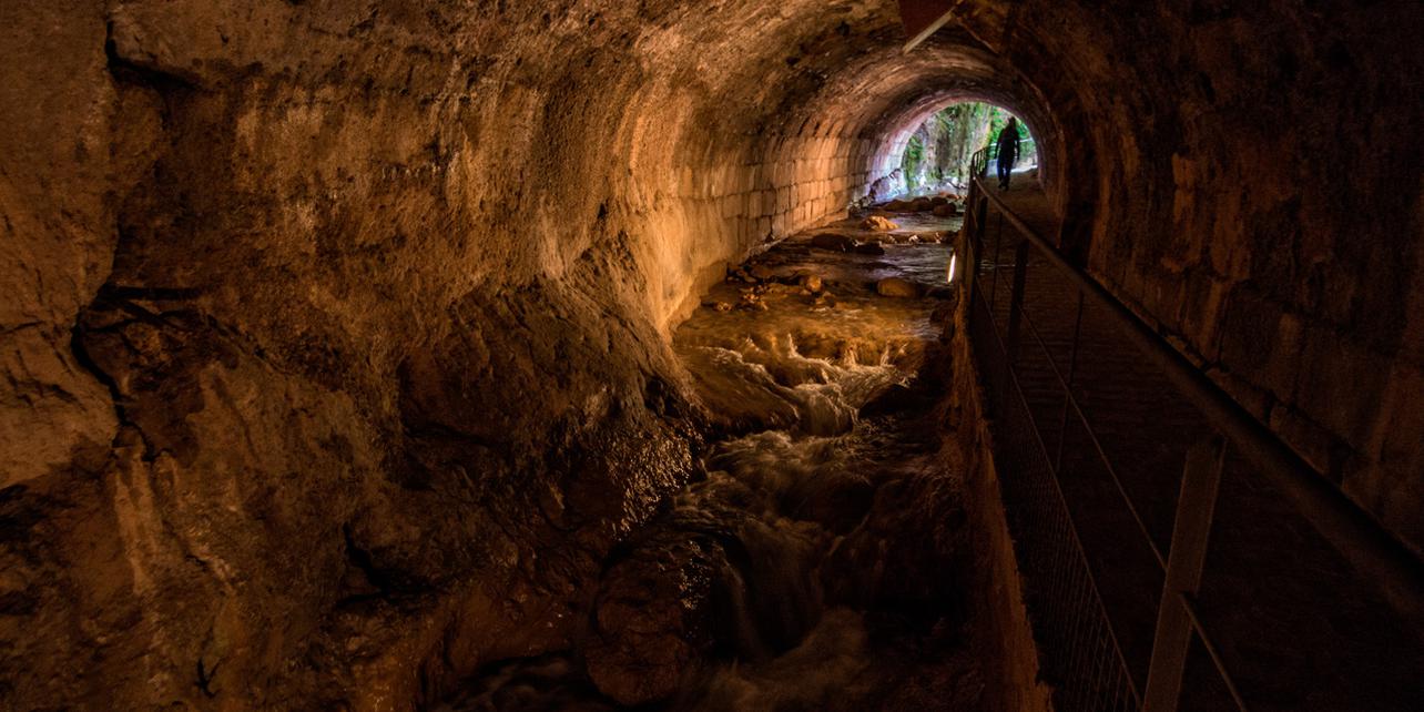 Bóveda del río Cerezuelo de Cazorla Bóveda del río Cerezuelo de Cazorla
