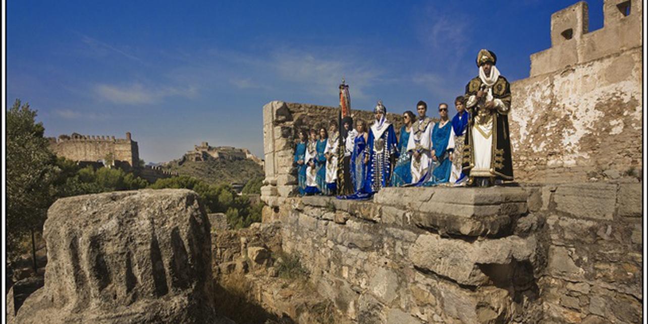 Moros y Cristianos Moros y Cristianos
