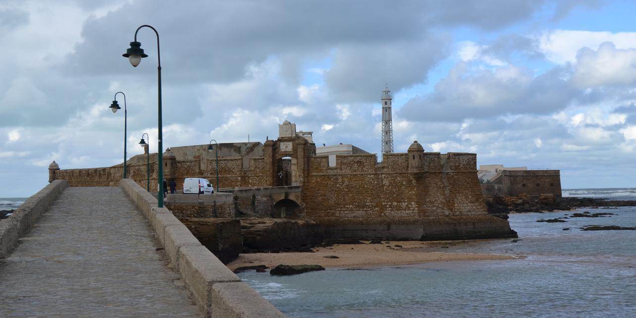 Castillo de San Sebastián Castillo de San Sebastián