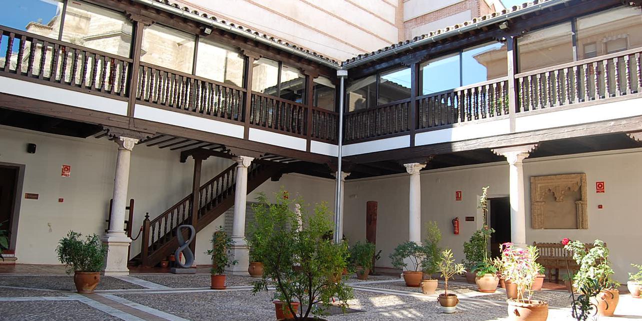 Museo Municipal Manuel López-Villaseñor Museo Municipal Manuel López-Villaseñor