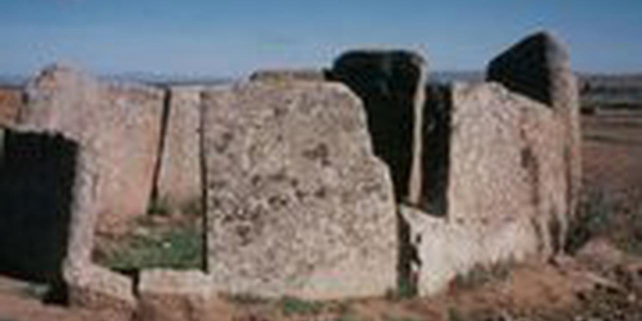 Dolmen Dolmen