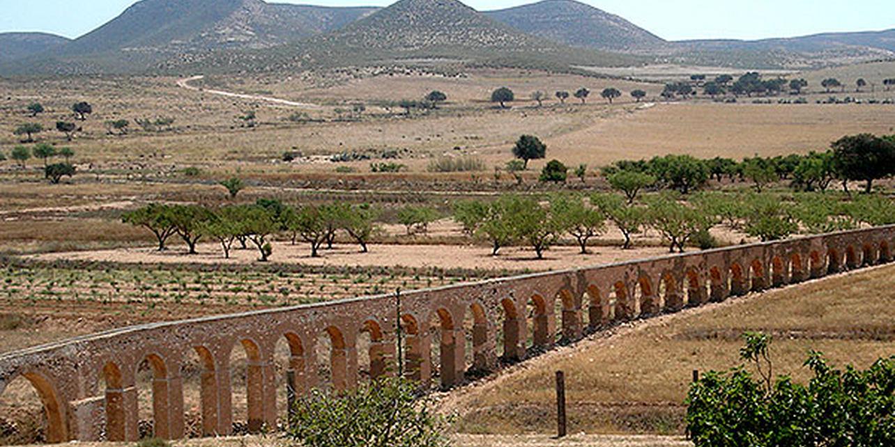 Acueducto de Fernán-Pérez Acueducto de Fernán-Pérez