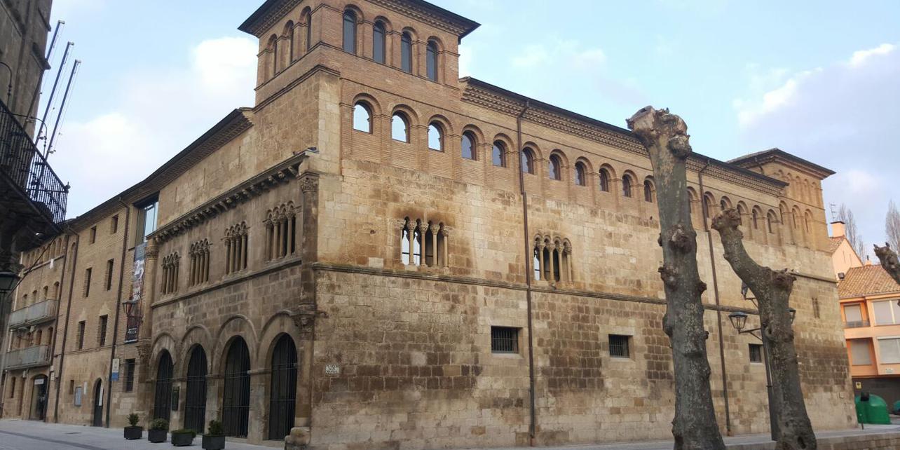 Palacio de los Reyes de Navarra Palacio de los Reyes de Navarra