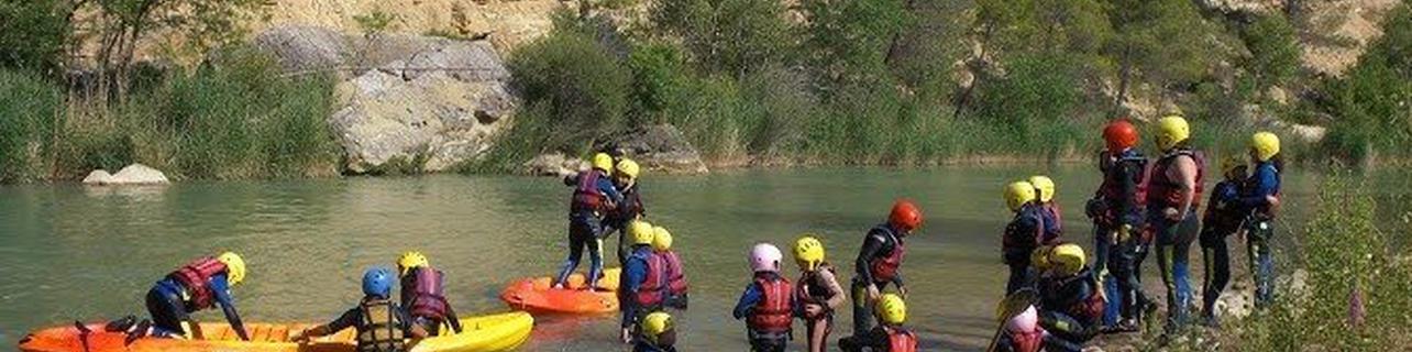 Open-Kayak en el río Gállego en Murillo de Gállego Open-Kayak en el río Gállego en Murillo de Gállego