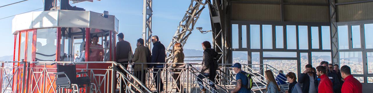 Montarse en el teleférico de Barcelona Montarse en el teleférico de Barcelona