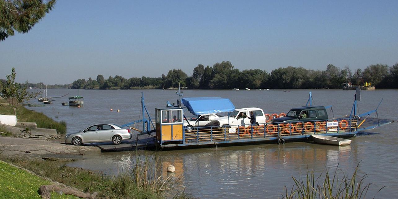 Paseo Fluvial del Guadalquivir Paseo Fluvial del Guadalquivir