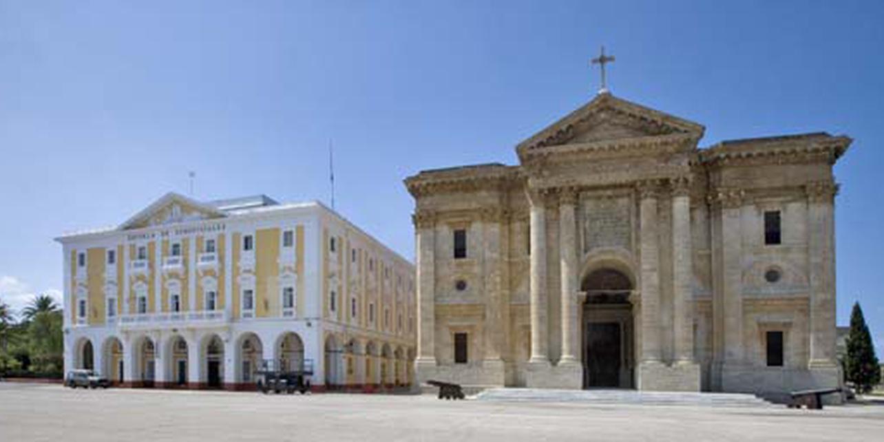 Panteón de Marinos Ilustres Panteón de Marinos Ilustres