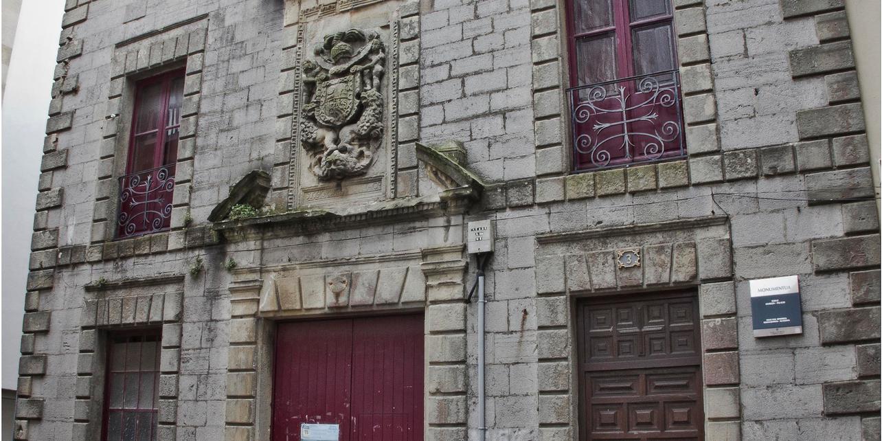 Casa de Juana la Loca Casa de Juana la Loca