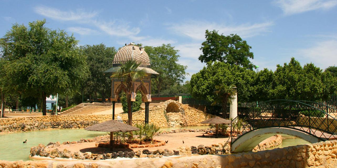 Parque de la Alquería del Pilar Parque de la Alquería del Pilar