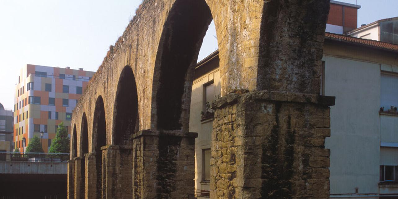 Acueducto de los Pilares Acueducto de los Pilares