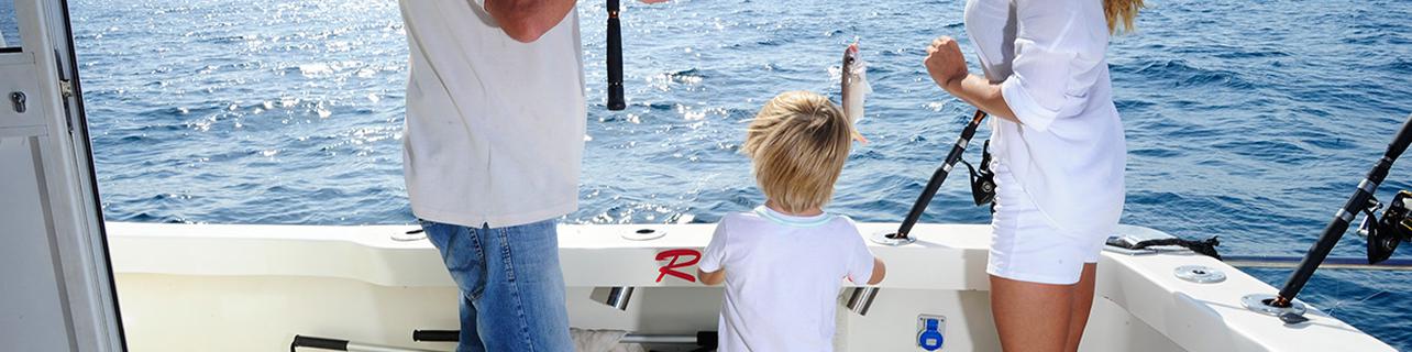 Pescar con niños en Puerto Banús Pescar con niños en Puerto Banús