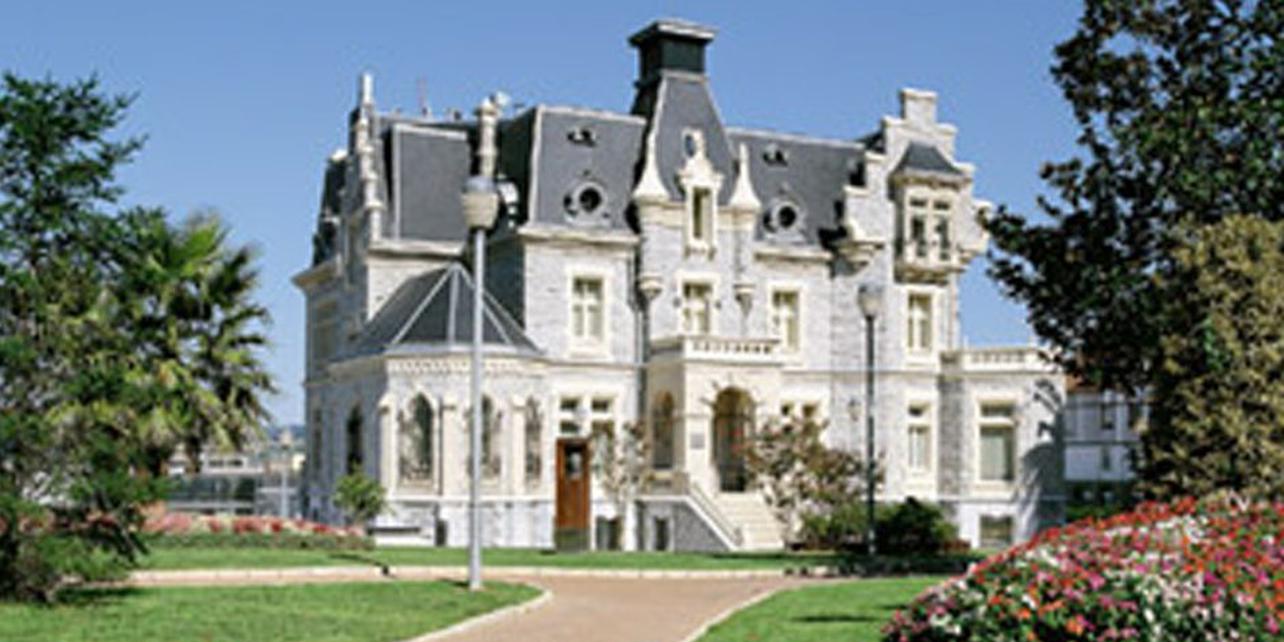 Palacio de Oriol Palacio de Oriol