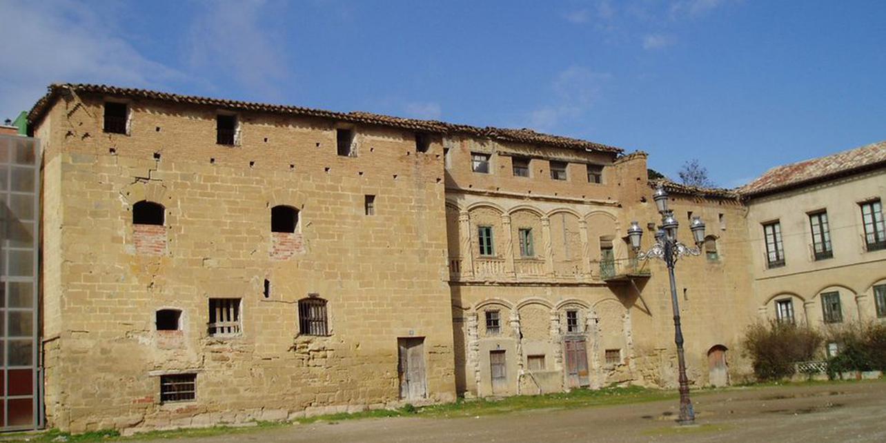 Palacio de los Condestables de Castilla Palacio de los Condestables de Castilla