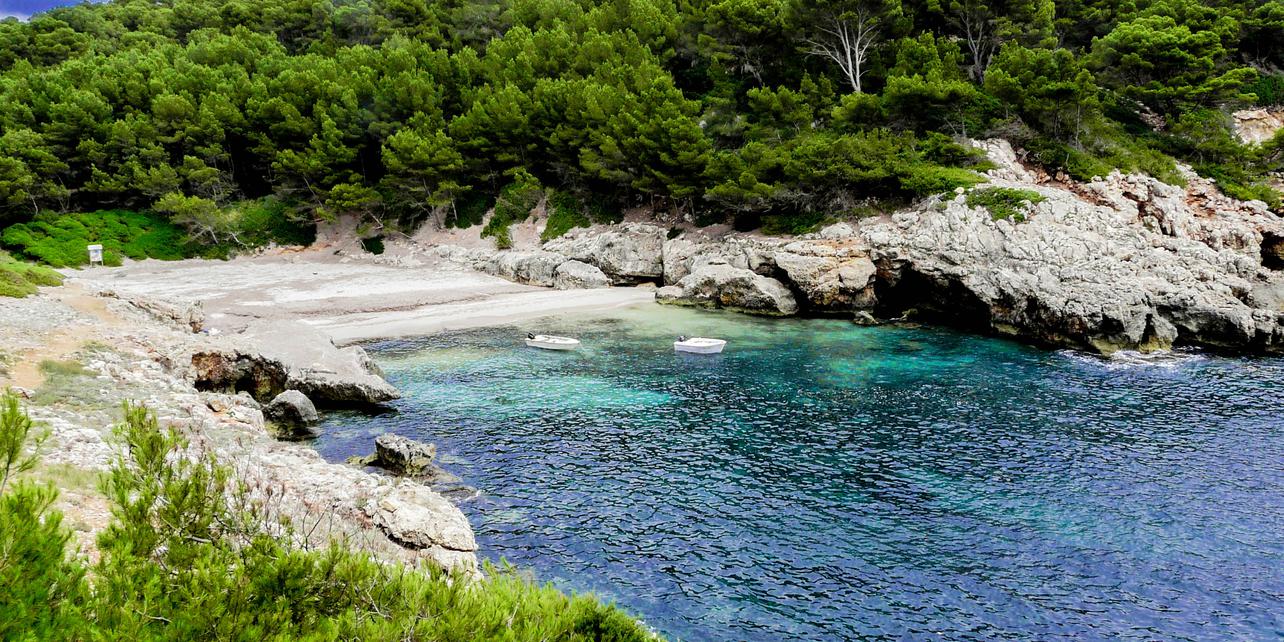 Cala Fustam Cala Fustam