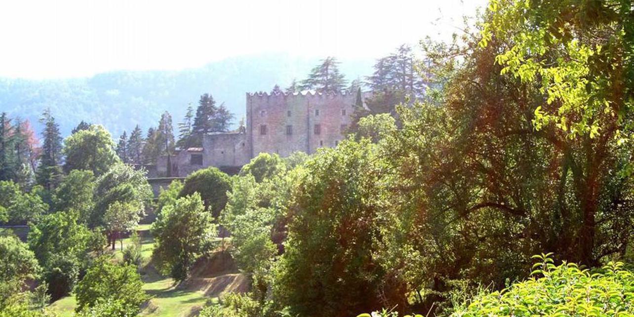 Parque del Castell de Montesquiu Parque del Castell de Montesquiu