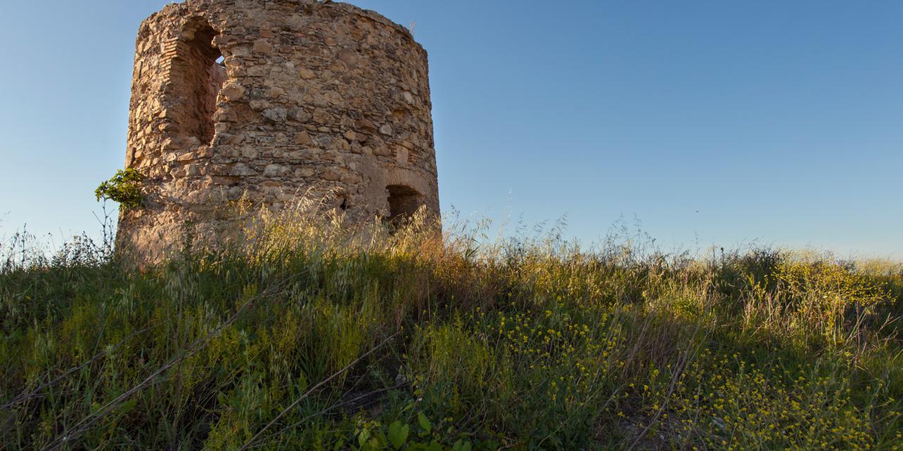 Antiguo Molino de Viento Antiguo Molino de Viento