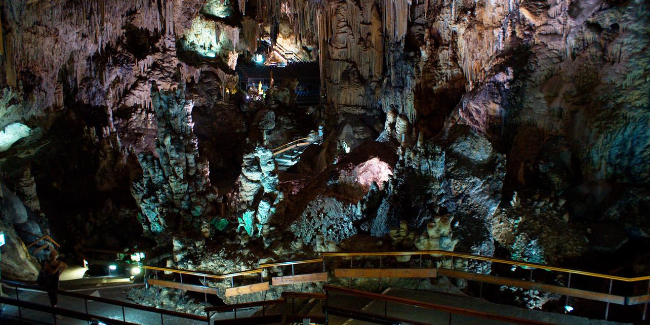 Cueva de Nerja Cueva de Nerja