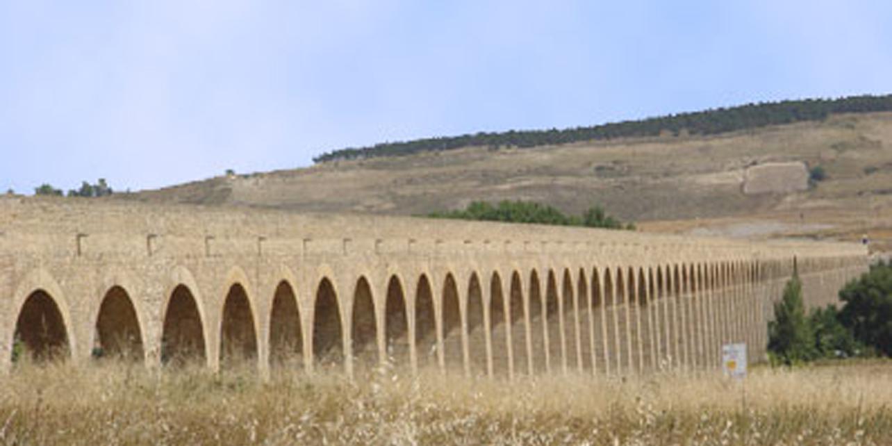 Acueducto de Noáin Acueducto de Noáin